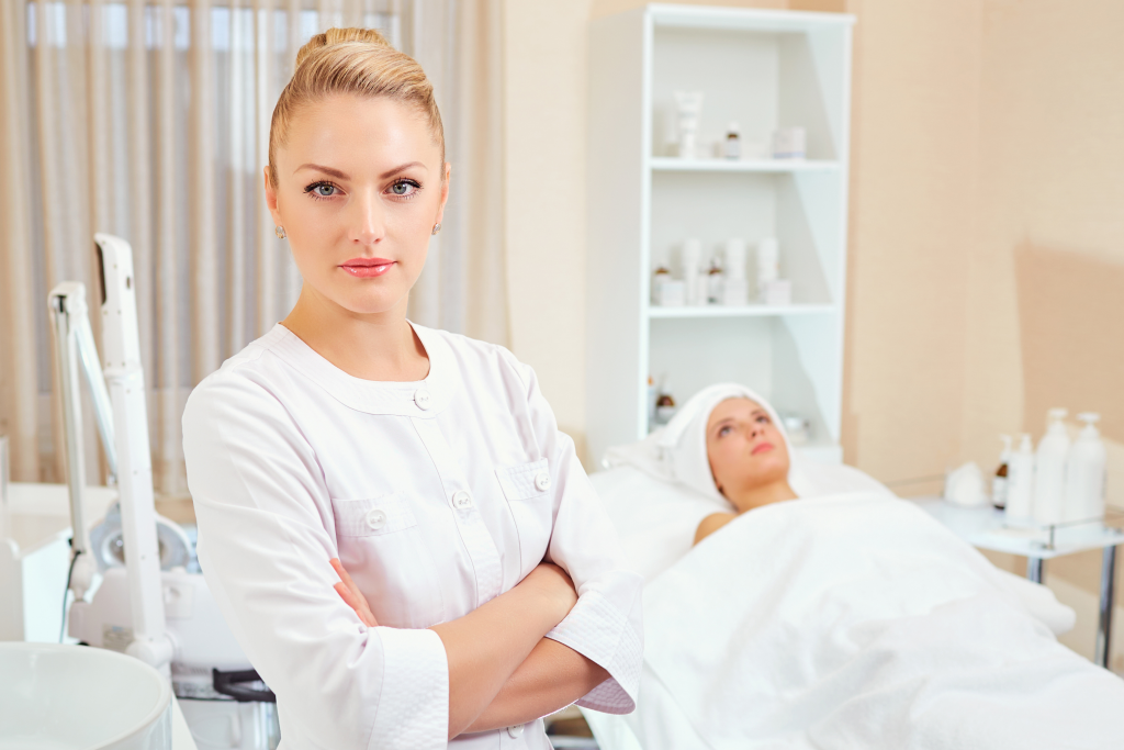 Zabiegi z wykorzystaniem kwasu salicylowego